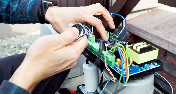 Automatic Driveway Gate Repair in Fort Pierce, FL