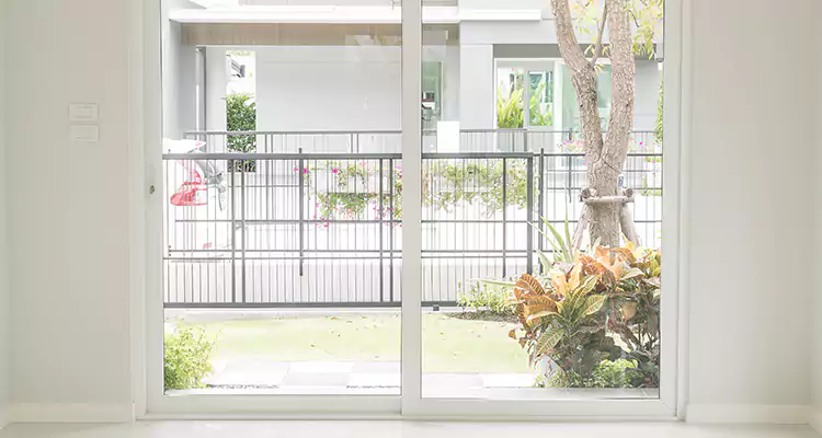 Balcony Screen Door Repair in Fort Pierce, FL