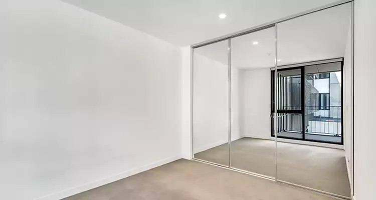 Why Homeowners Choose Us for Sliding Mirror Door Replacement in Fort Pierce, FL