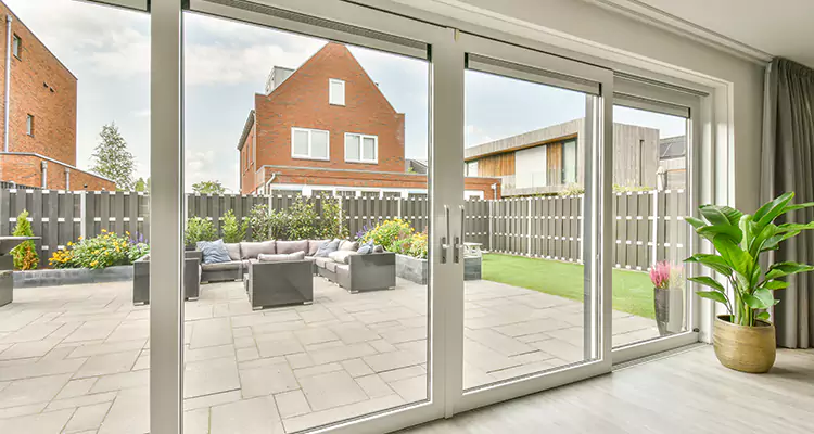 Best Sliding Screen Door Replacement Company in Fort Pierce, FL