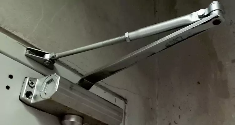 Door Closer Parallel Arm Installation in Fort Pierce, FL