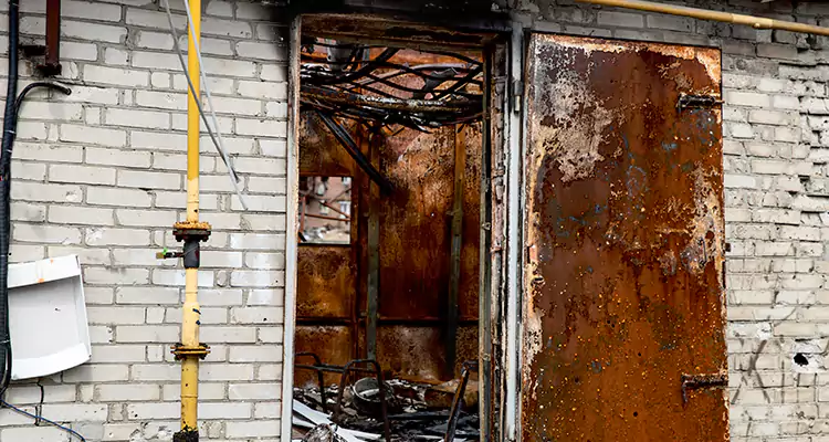 Metal Door Rust Repair in Fort Pierce, FL