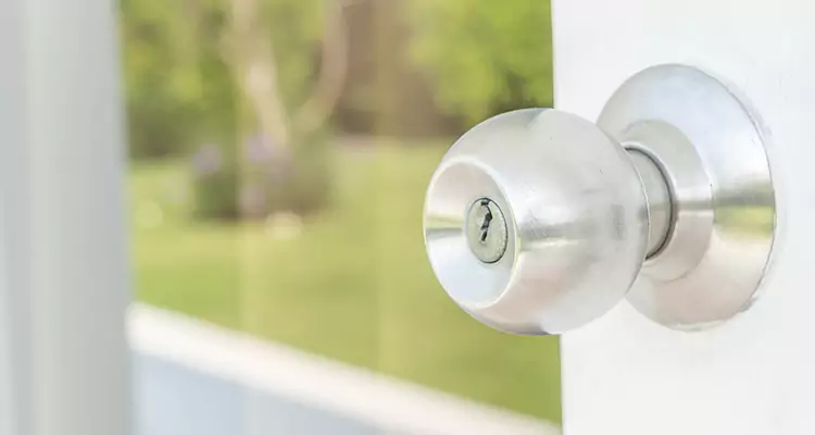 Patio Door Mechanism Jammed in Fort Pierce, FL