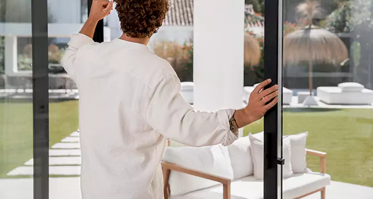 Fix Backyard Sliding Door Hard To Operate in Fort Pierce, FL